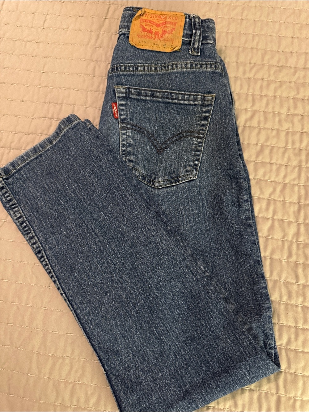Levi's Straight Leg Jeans - Medium Blue Denim